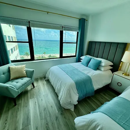 Directly On The Beach With Pool & Ocean View Miami Beach Exterior photo