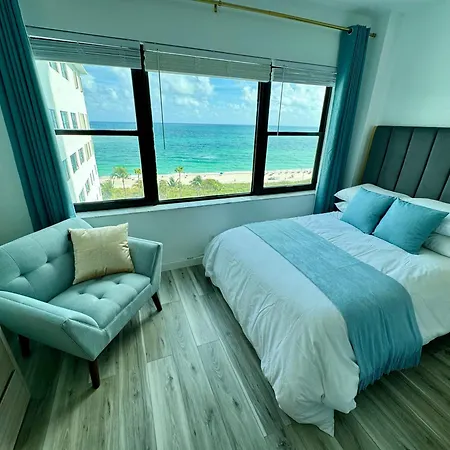 Directly On The Beach With Pool & Ocean View Miami Beach Exterior photo