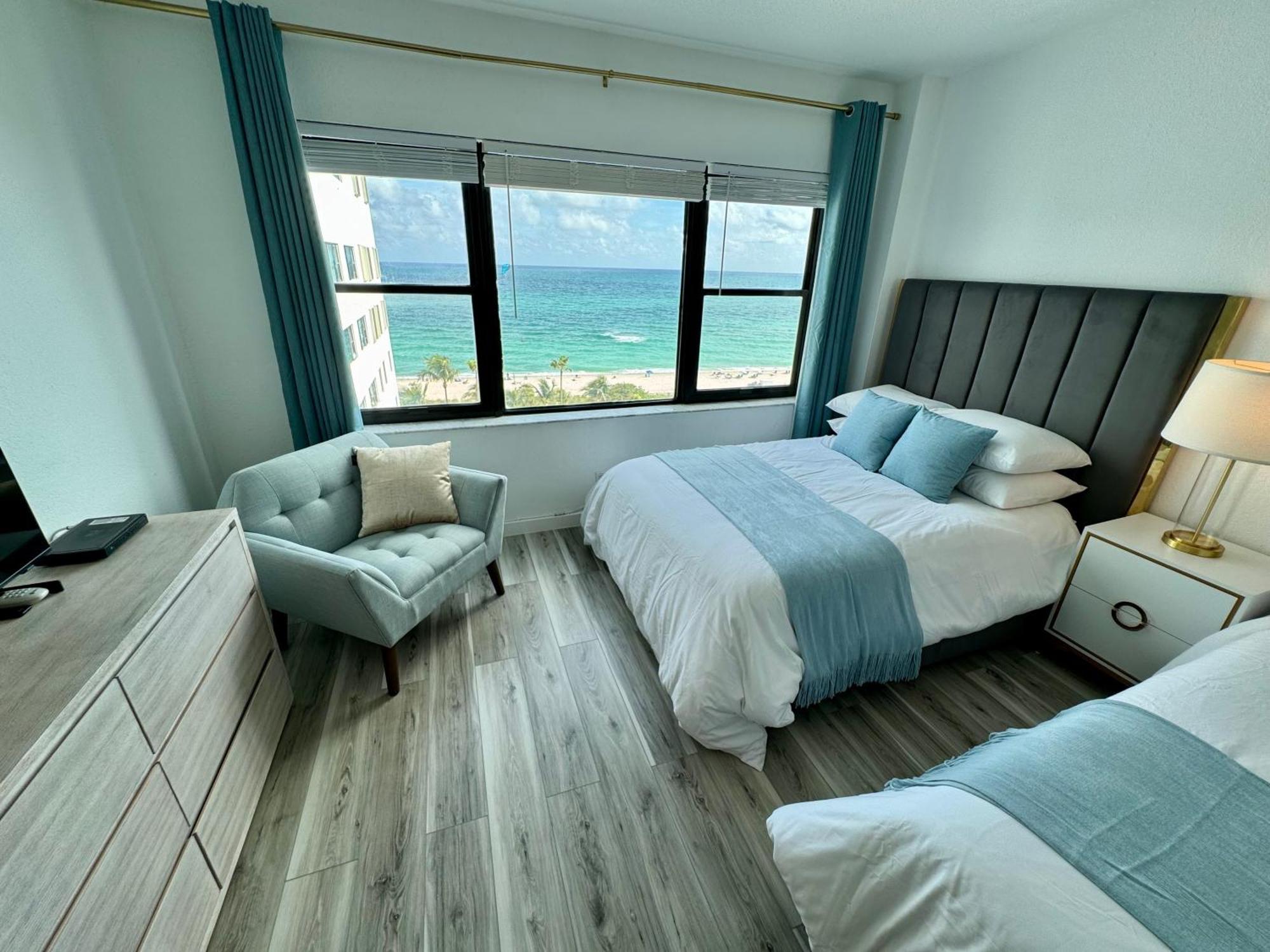 Directly On The With Pool & Ocean View Appartement Miami Beach